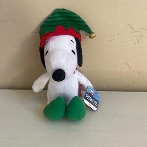 Peanuts Snoopy Christmas Plush Toy